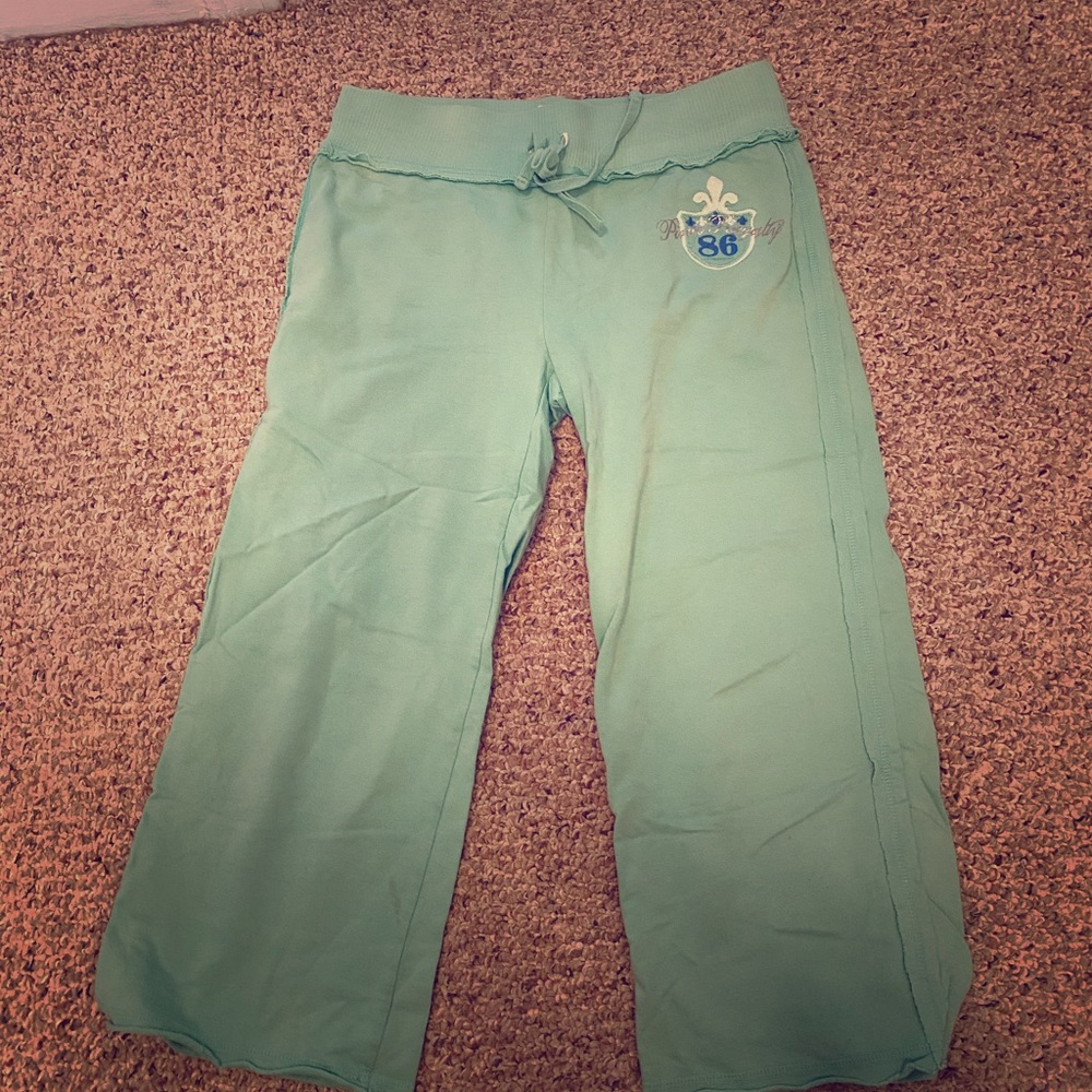 PINK yoga capris